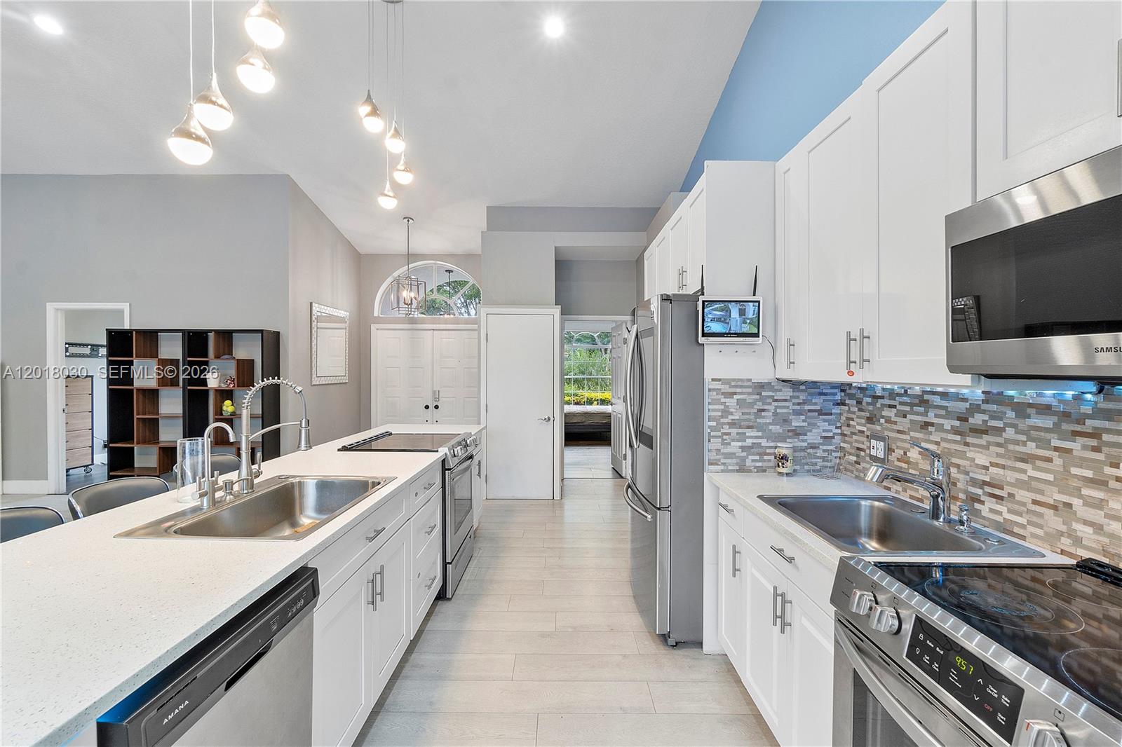9251 NW 42nd Ct, Coral Springs FL 33065