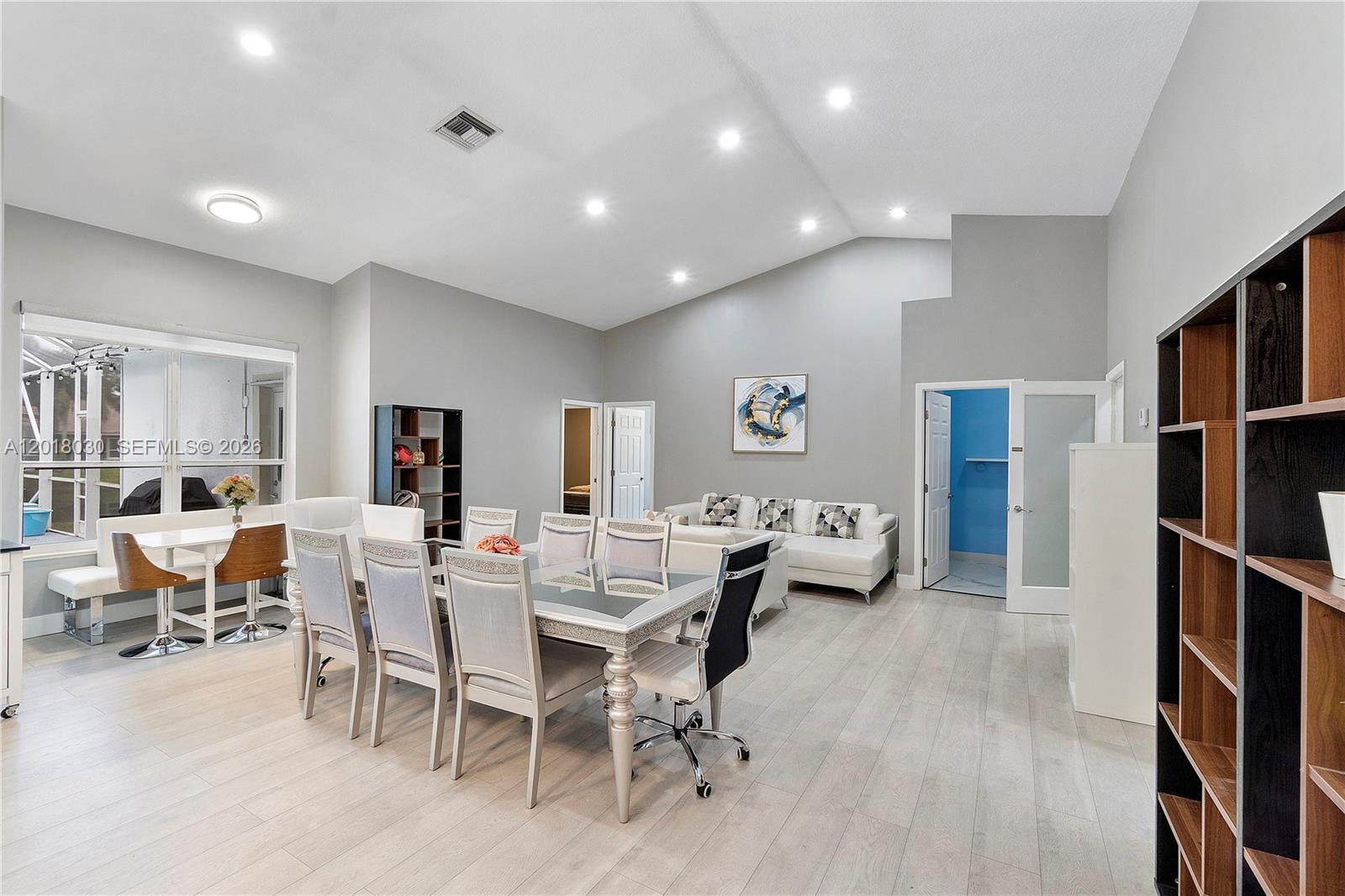 9251 NW 42nd Ct, Coral Springs FL 33065