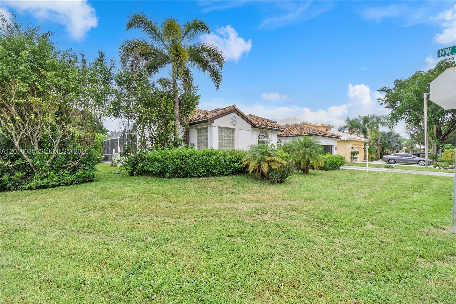 9251 NW 42nd Ct, Coral Springs FL 33065