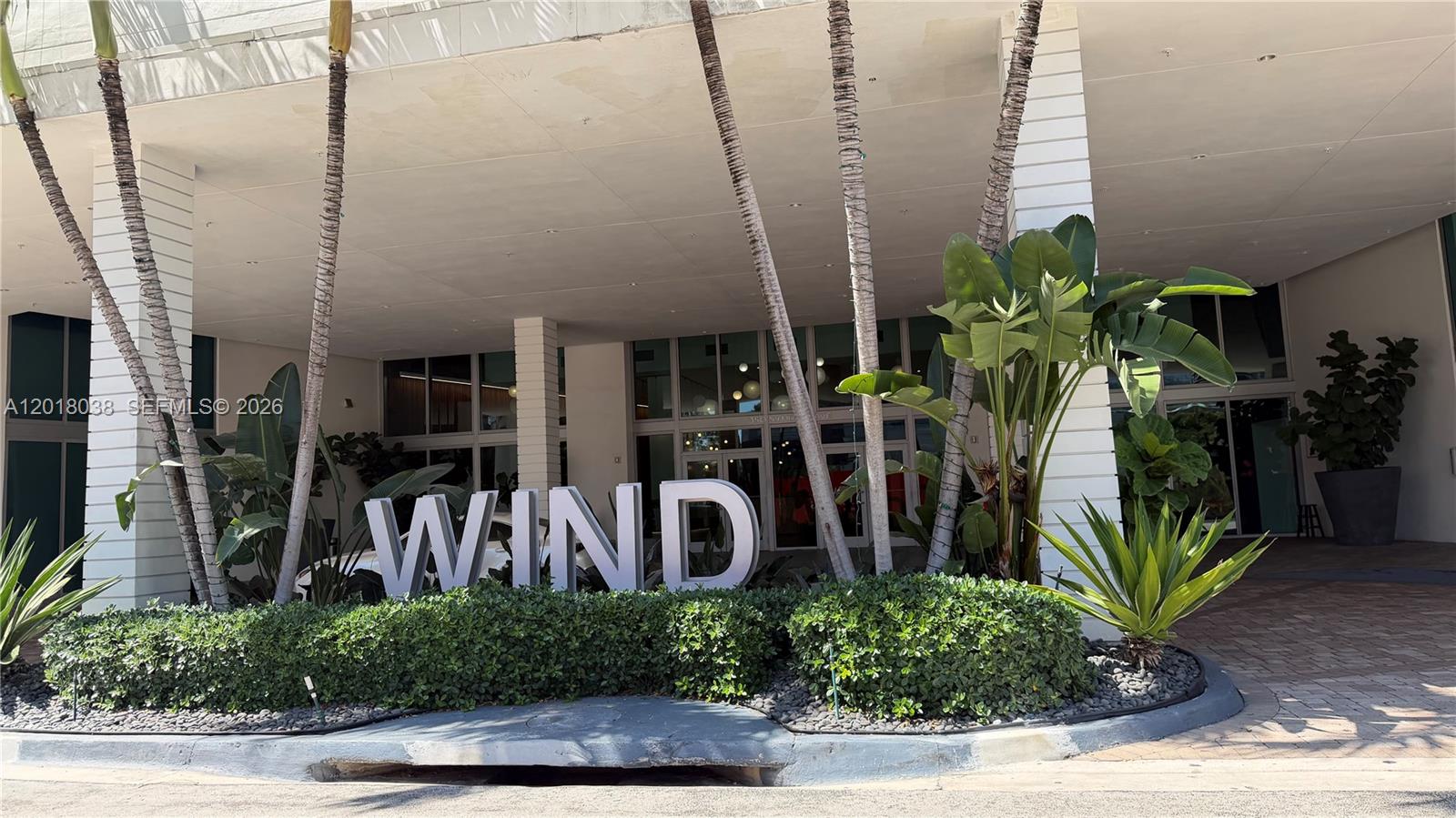 350 S Miami Ave #3814, Miami FL 33130