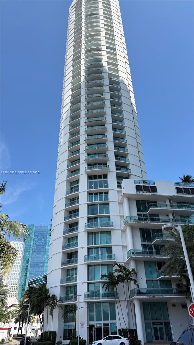 350 S Miami Ave #3814, Miami FL 33130