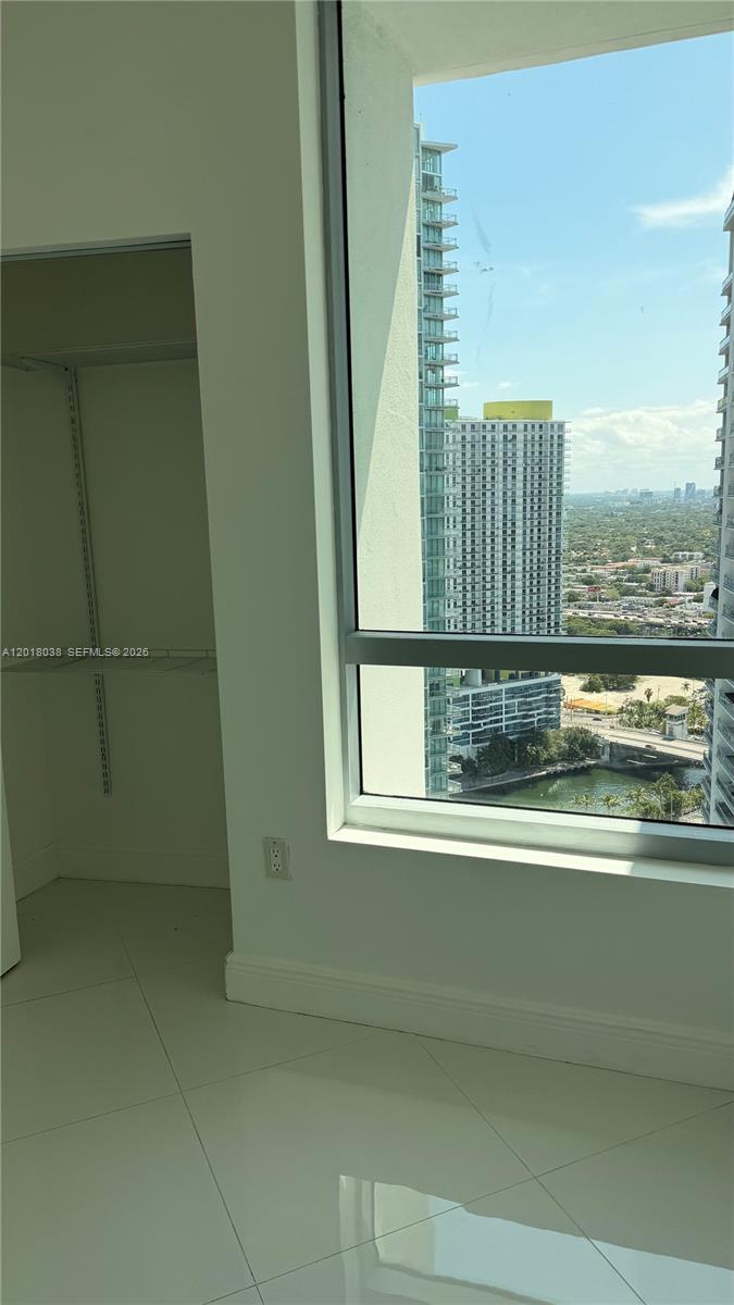 350 S Miami Ave #3814, Miami FL 33130