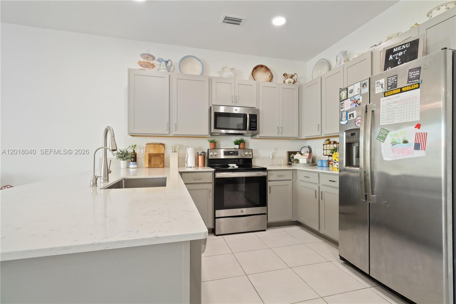 2014 Sugar Maple Dr #2014, Riviera Beach FL 33410