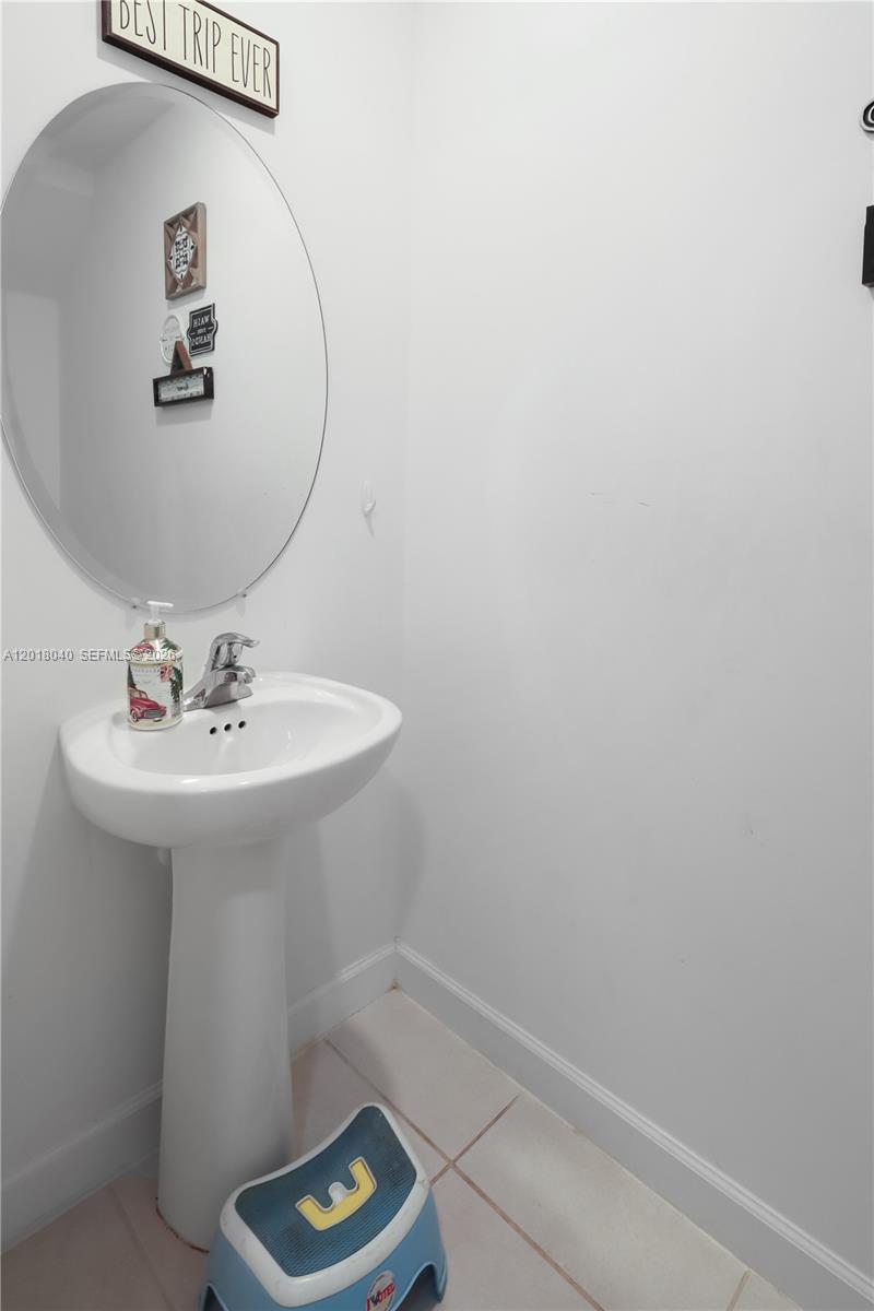 2014 Sugar Maple Dr #2014, Riviera Beach FL 33410