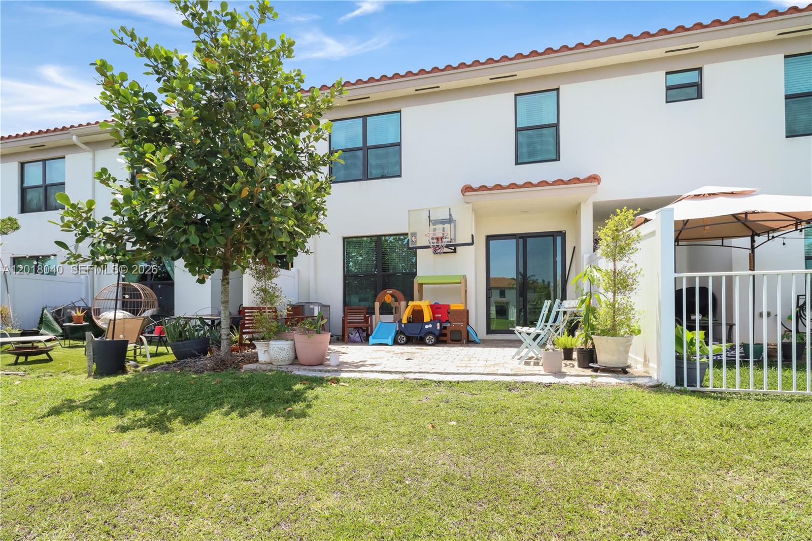 2014 Sugar Maple Dr #2014, Riviera Beach FL 33410