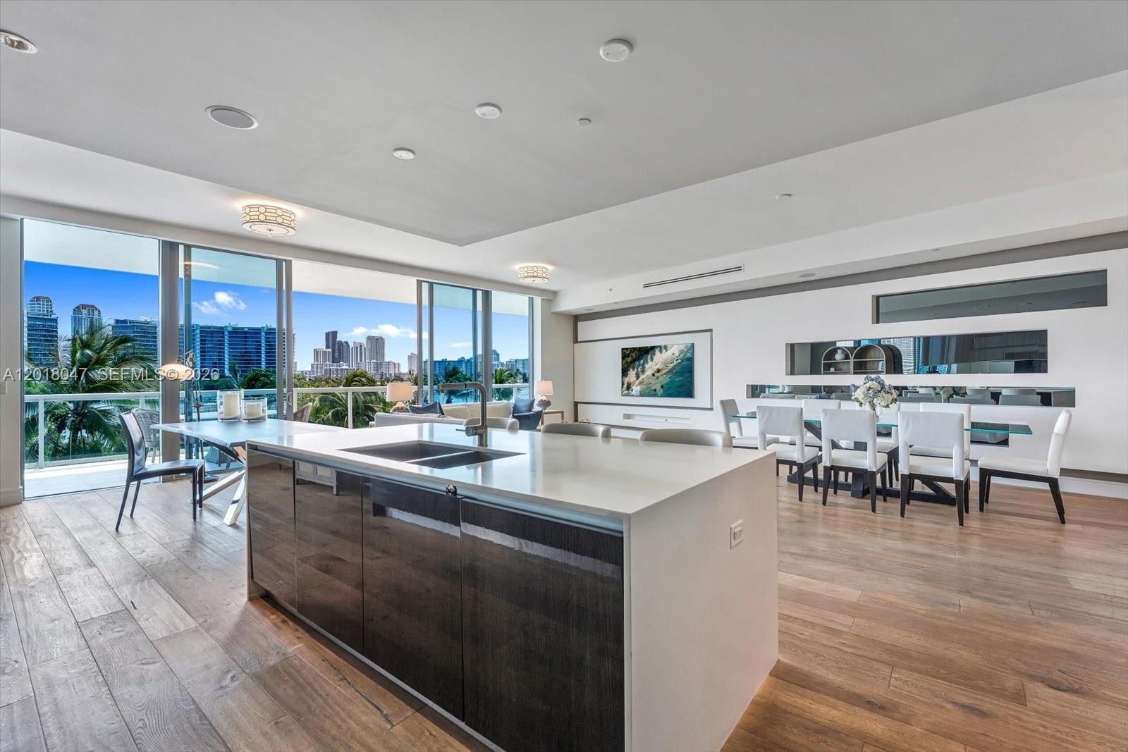 3300 NE 188th St #217, Aventura FL 33180