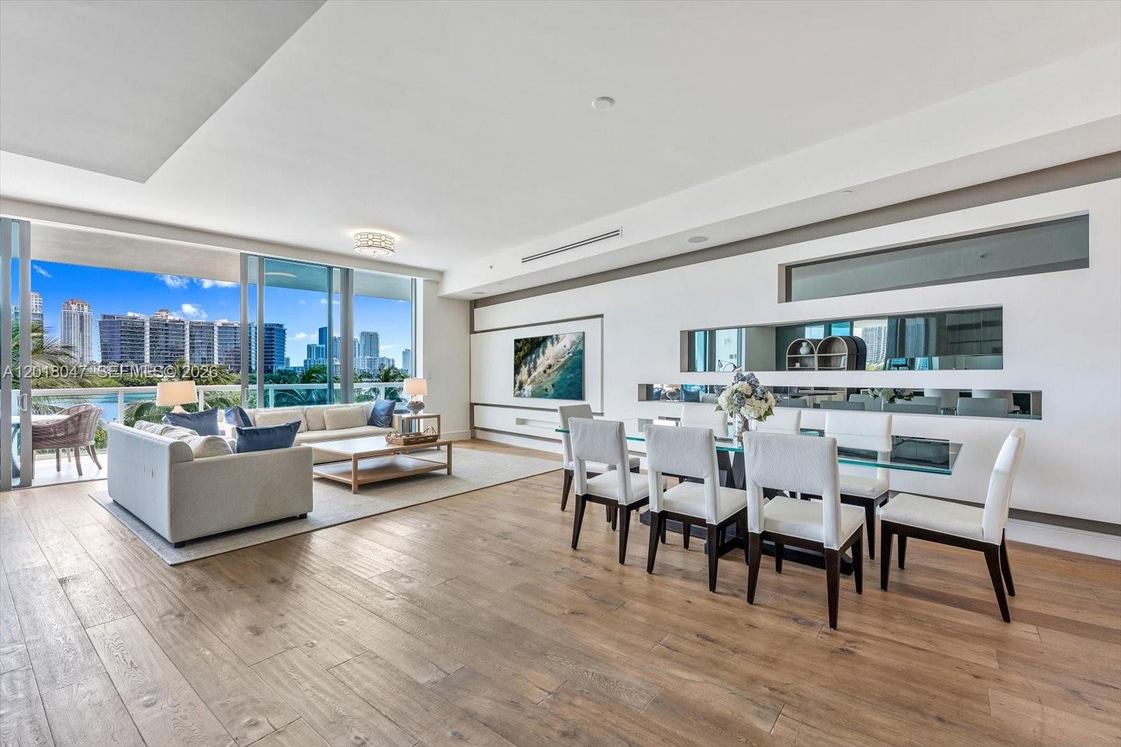 3300 NE 188th St #217, Aventura FL 33180