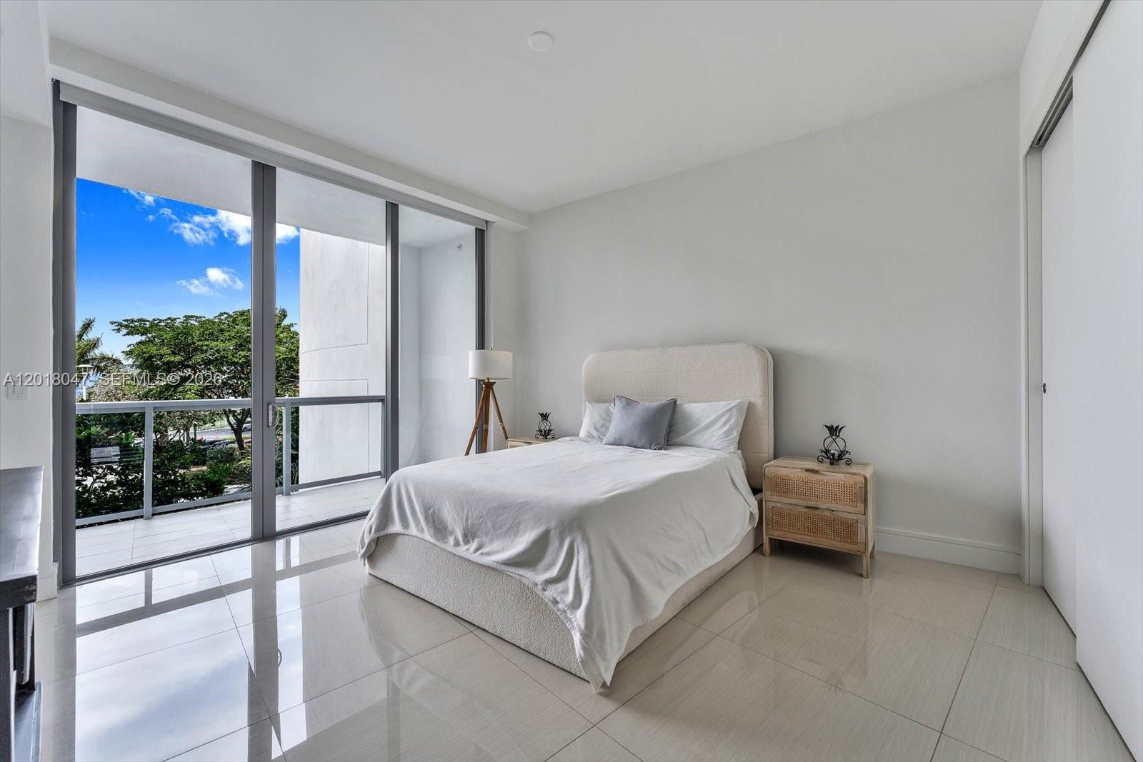 3300 NE 188th St #217, Aventura FL 33180