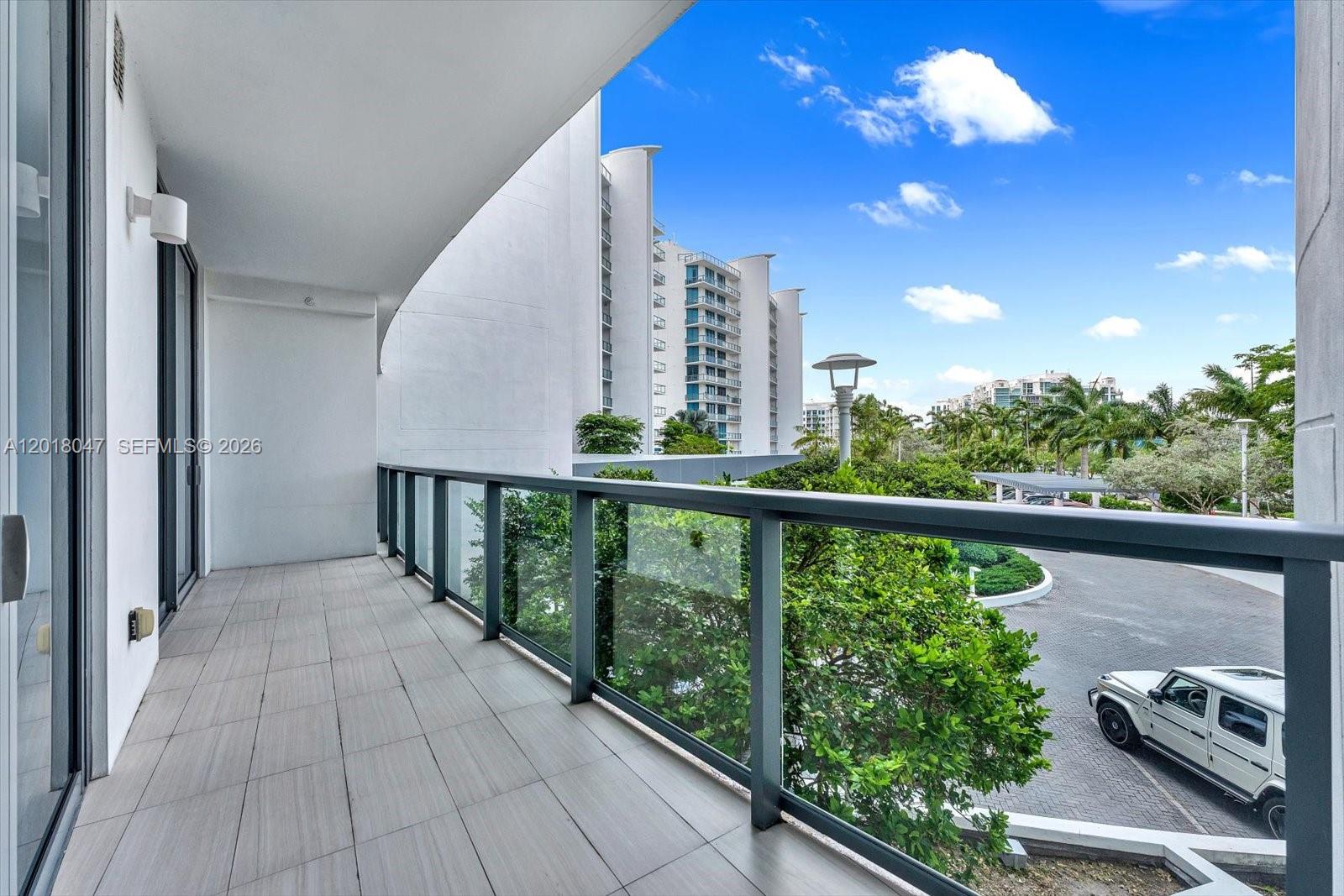 3300 NE 188th St #217, Aventura FL 33180