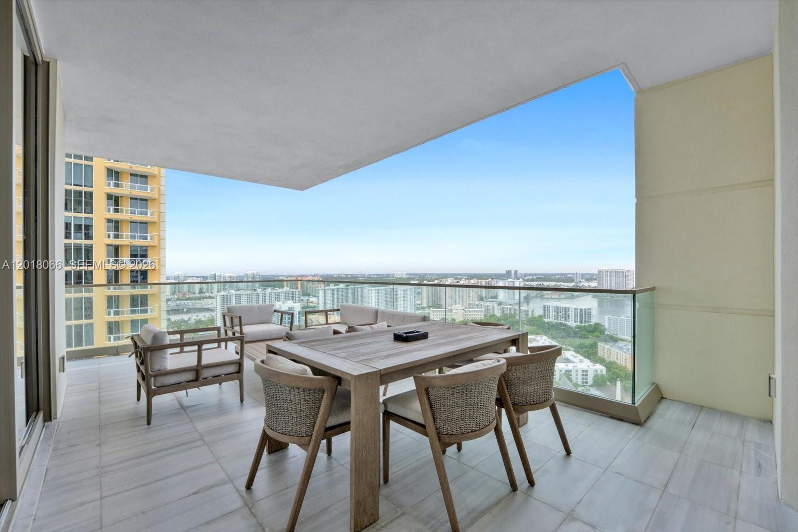 17901 Collins Ave #2704, Sunny Isles Beach FL 33160