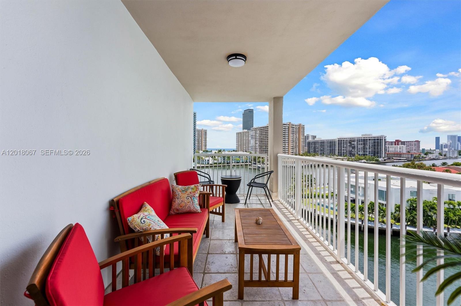 121 Golden Isles Dr #707, Hallandale Beach FL 33009