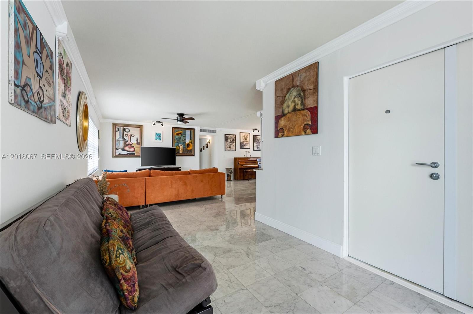 121 Golden Isles Dr #707, Hallandale Beach FL 33009