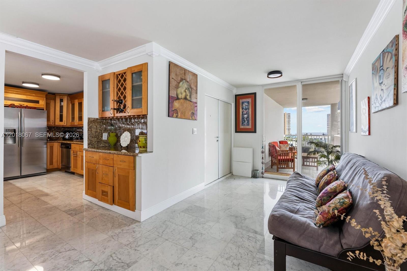 121 Golden Isles Dr #707, Hallandale Beach FL 33009