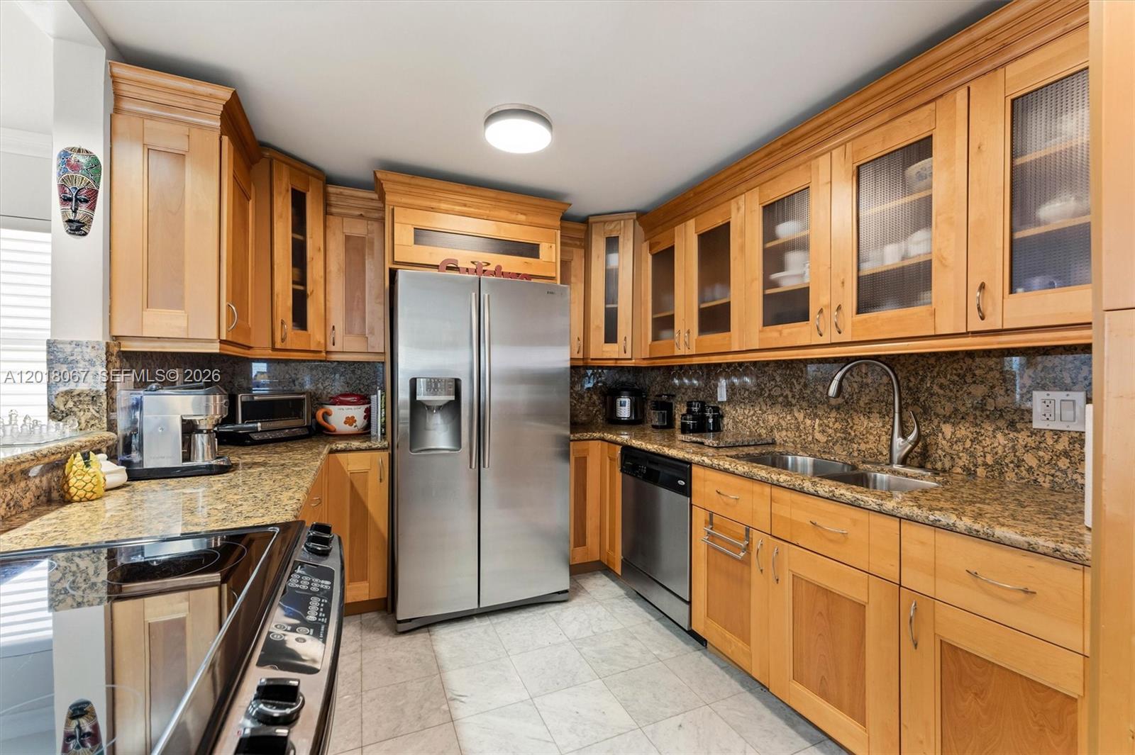 121 Golden Isles Dr #707, Hallandale Beach FL 33009