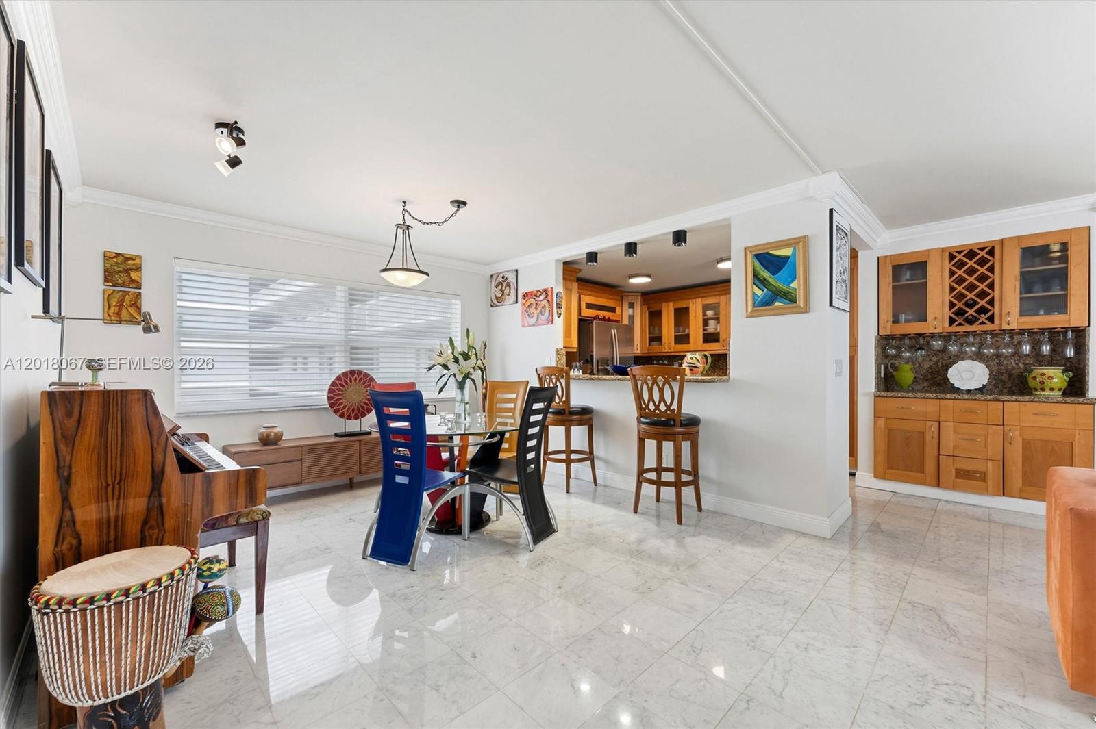 121 Golden Isles Dr #707, Hallandale Beach FL 33009