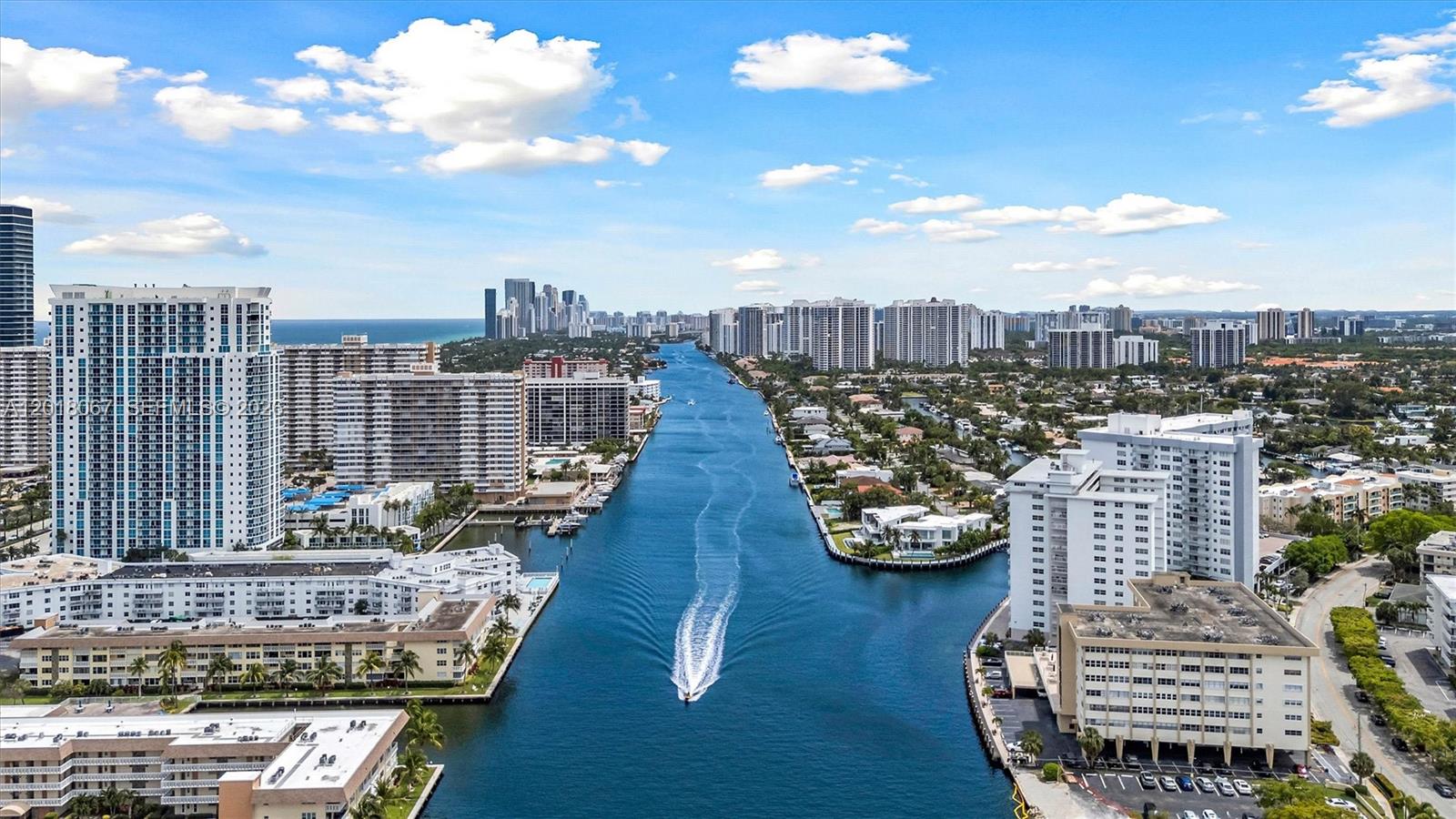121 Golden Isles Dr #707, Hallandale Beach FL 33009