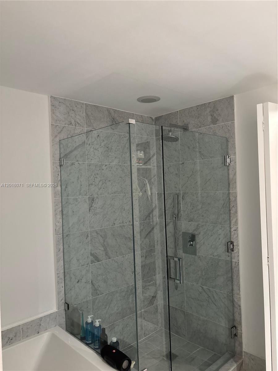 801 S Miami Ave #2406, Miami FL 33130