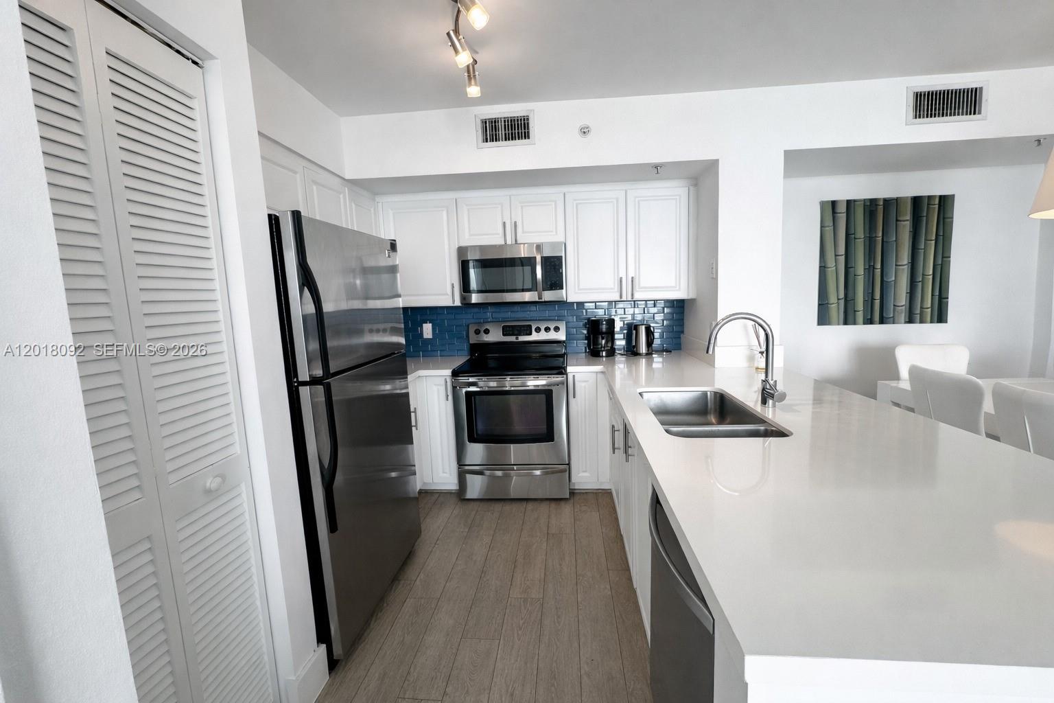 90 Alton Rd #1804, Miami Beach FL 33139