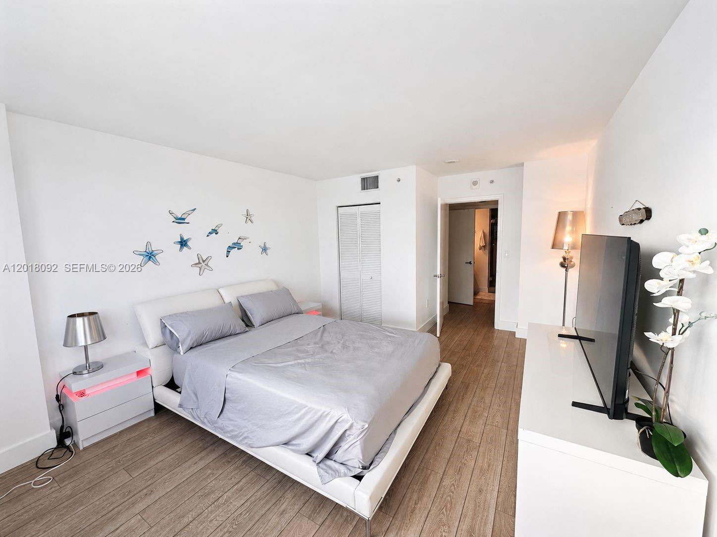 90 Alton Rd #1804, Miami Beach FL 33139