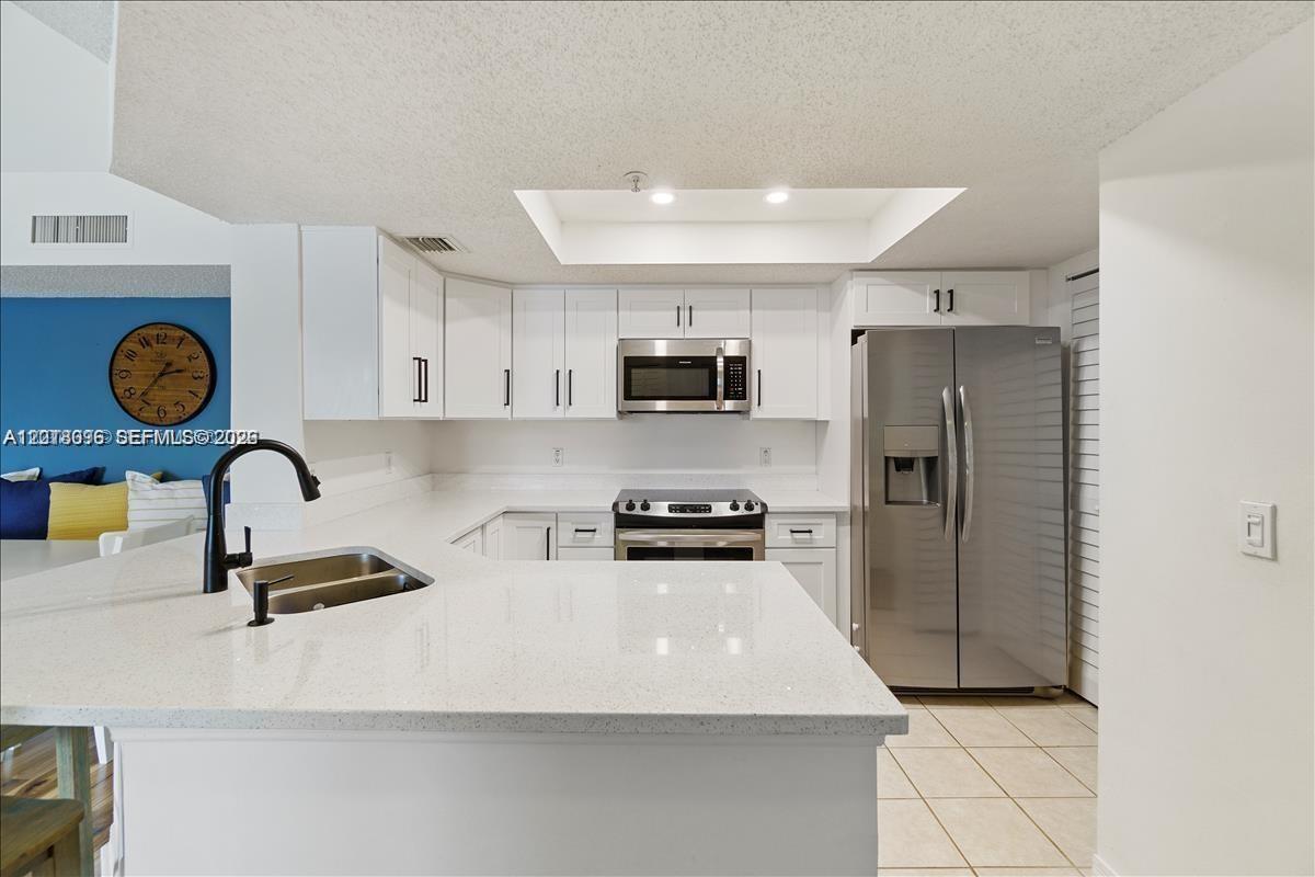 5065 Wiles Rd #308, Coconut Creek FL 33073