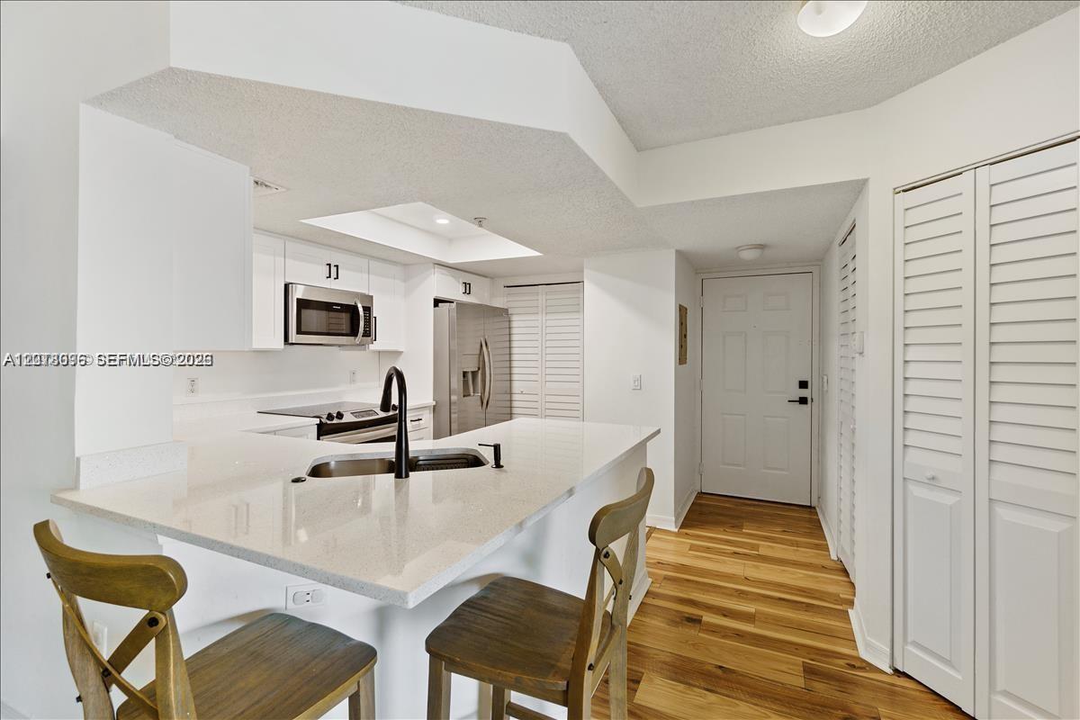 5065 Wiles Rd #308, Coconut Creek FL 33073