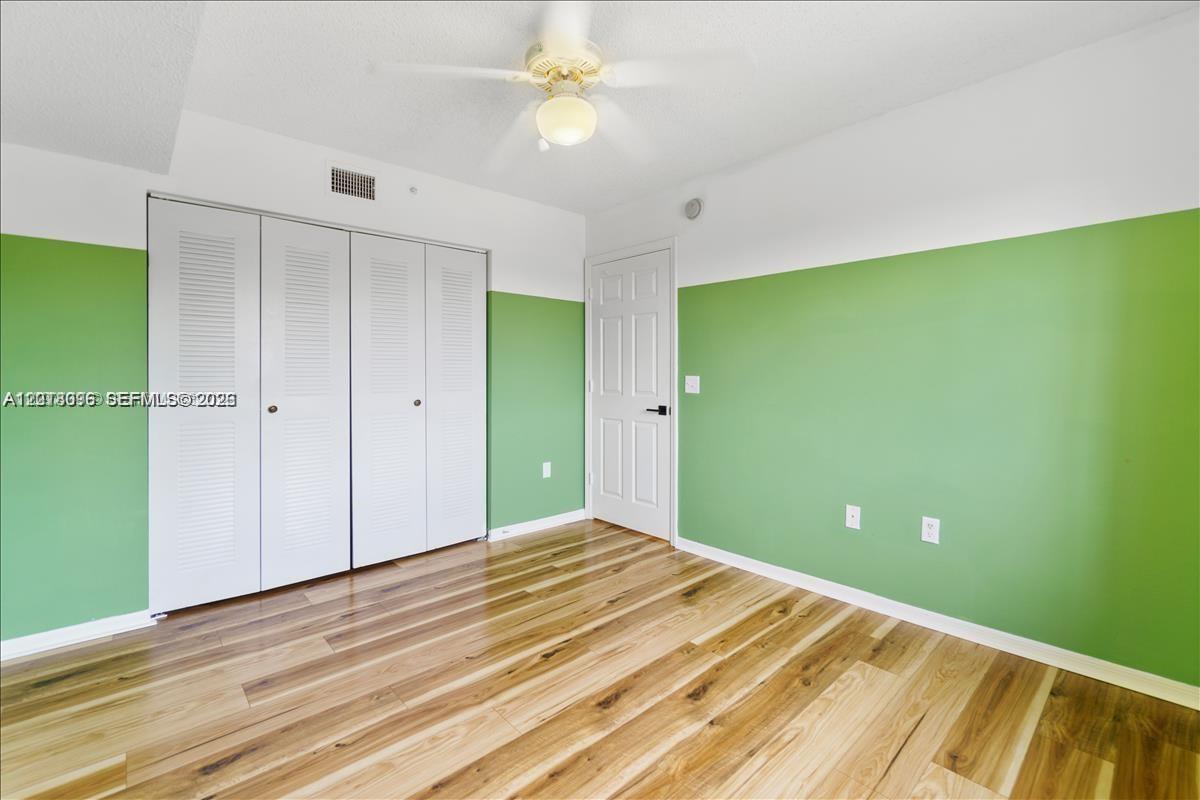 5065 Wiles Rd #308, Coconut Creek FL 33073