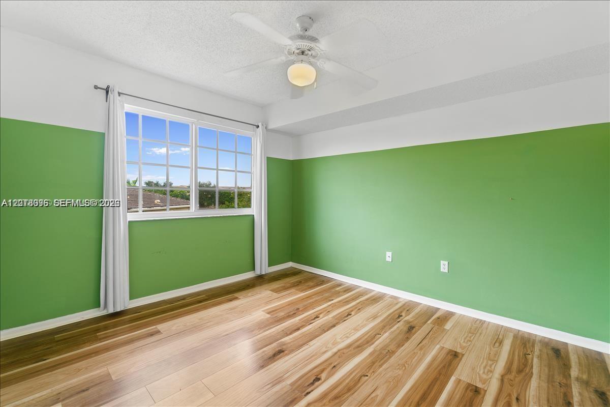 5065 Wiles Rd #308, Coconut Creek FL 33073