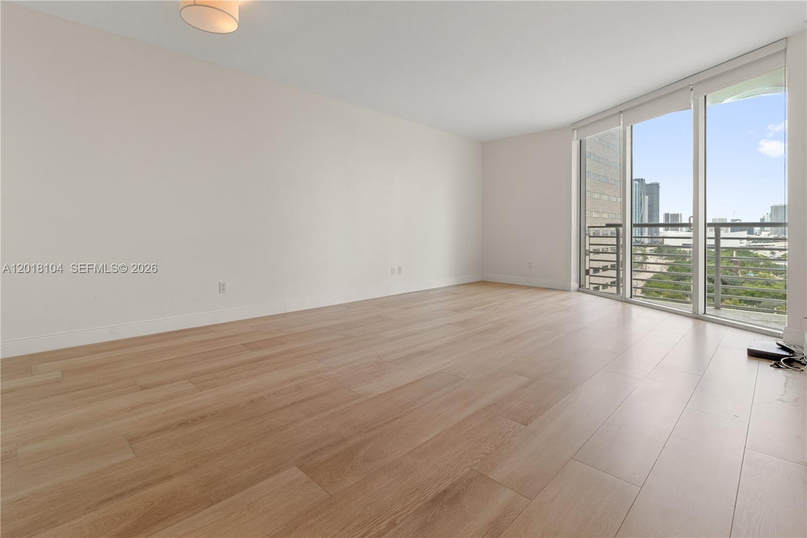 325 S Biscayne #1718, Miami FL 33131