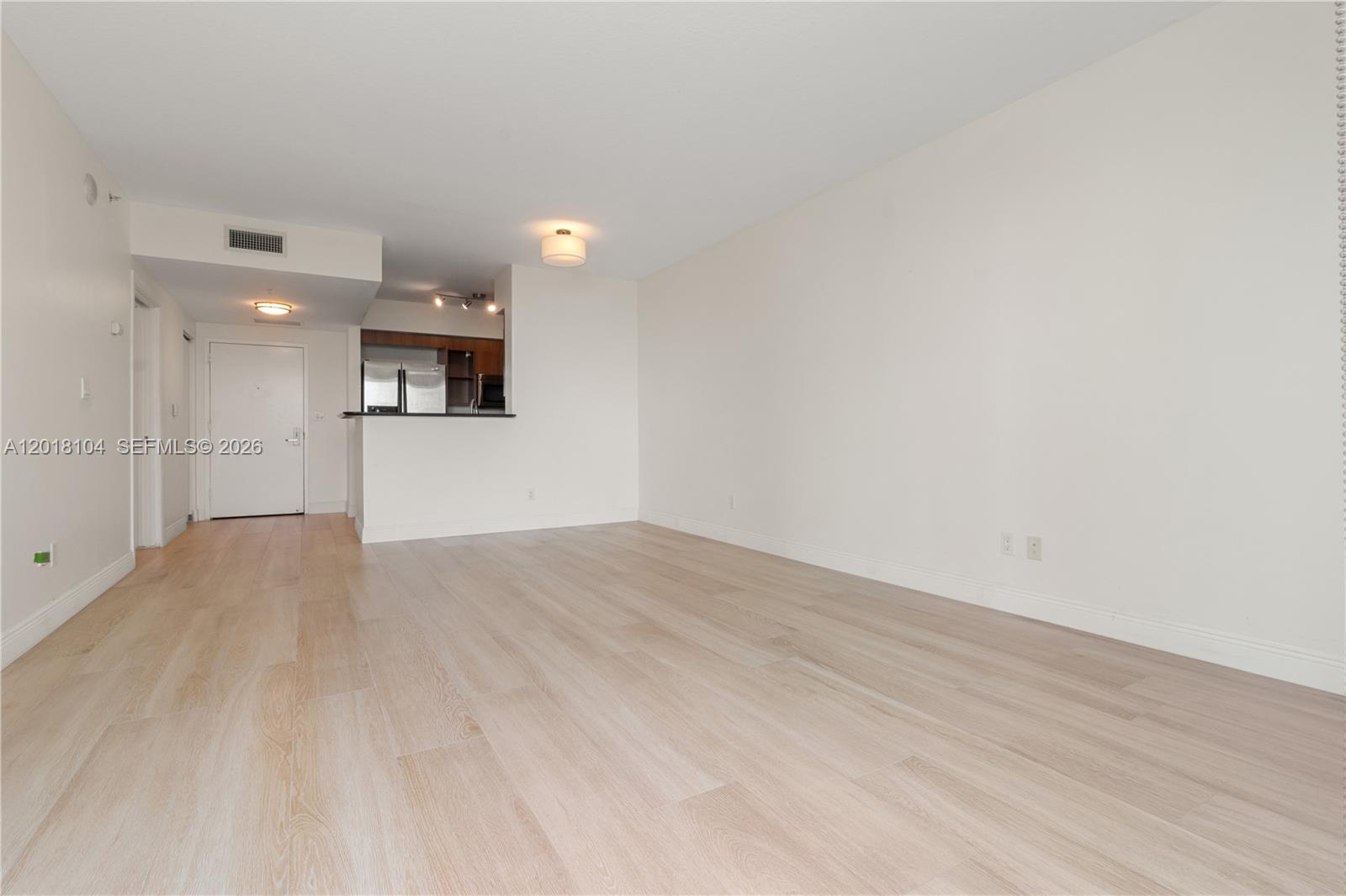 325 S Biscayne #1718, Miami FL 33131