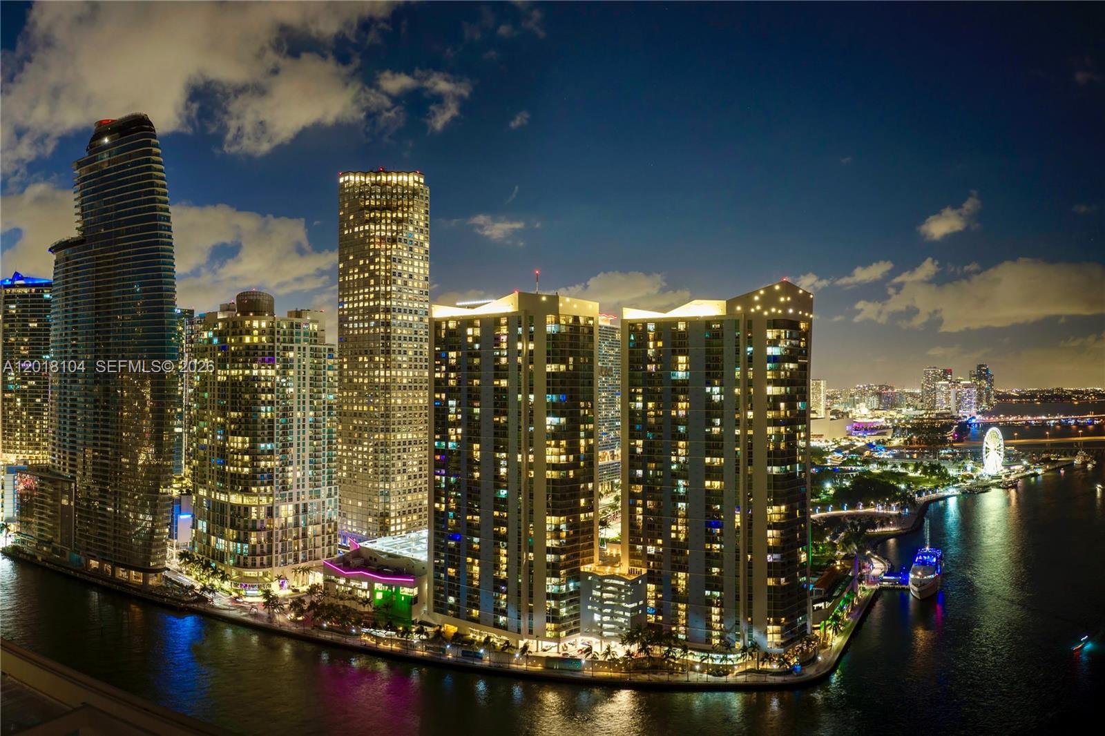 325 S Biscayne #1718, Miami FL 33131