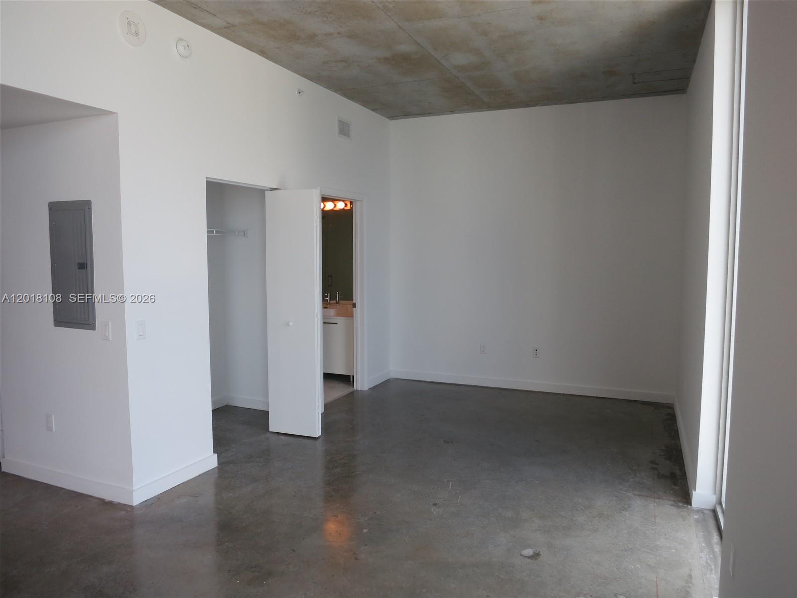 151 SE 1 St #3204, Miami FL 33131