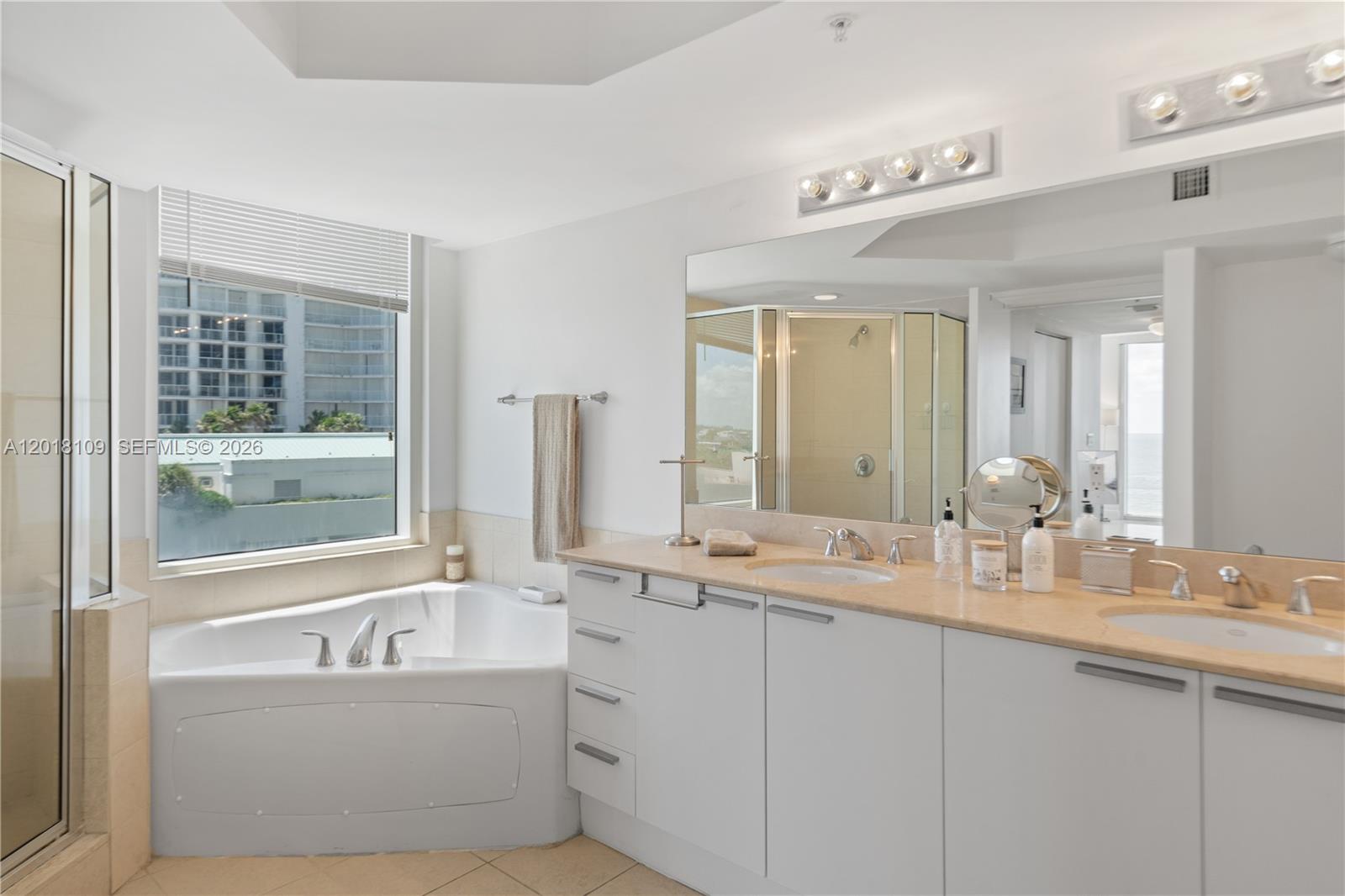 16699 Collins Ave #702, Sunny Isles Beach FL 33160