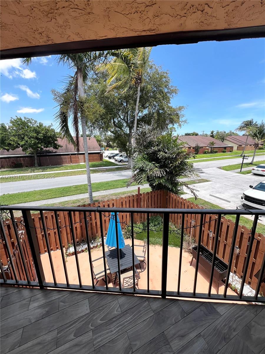 192 Springdale Cir #192, Palm Springs FL 33461
