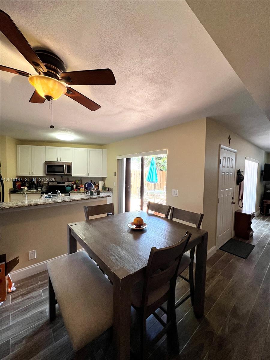 192 Springdale Cir #192, Palm Springs FL 33461