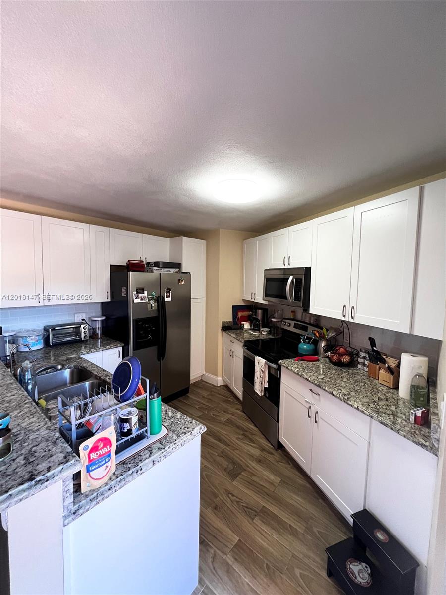 192 Springdale Cir #192, Palm Springs FL 33461