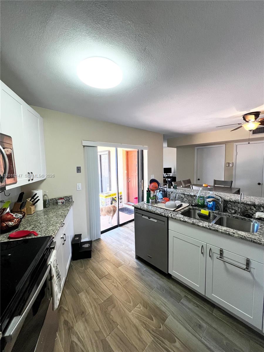 192 Springdale Cir #192, Palm Springs FL 33461