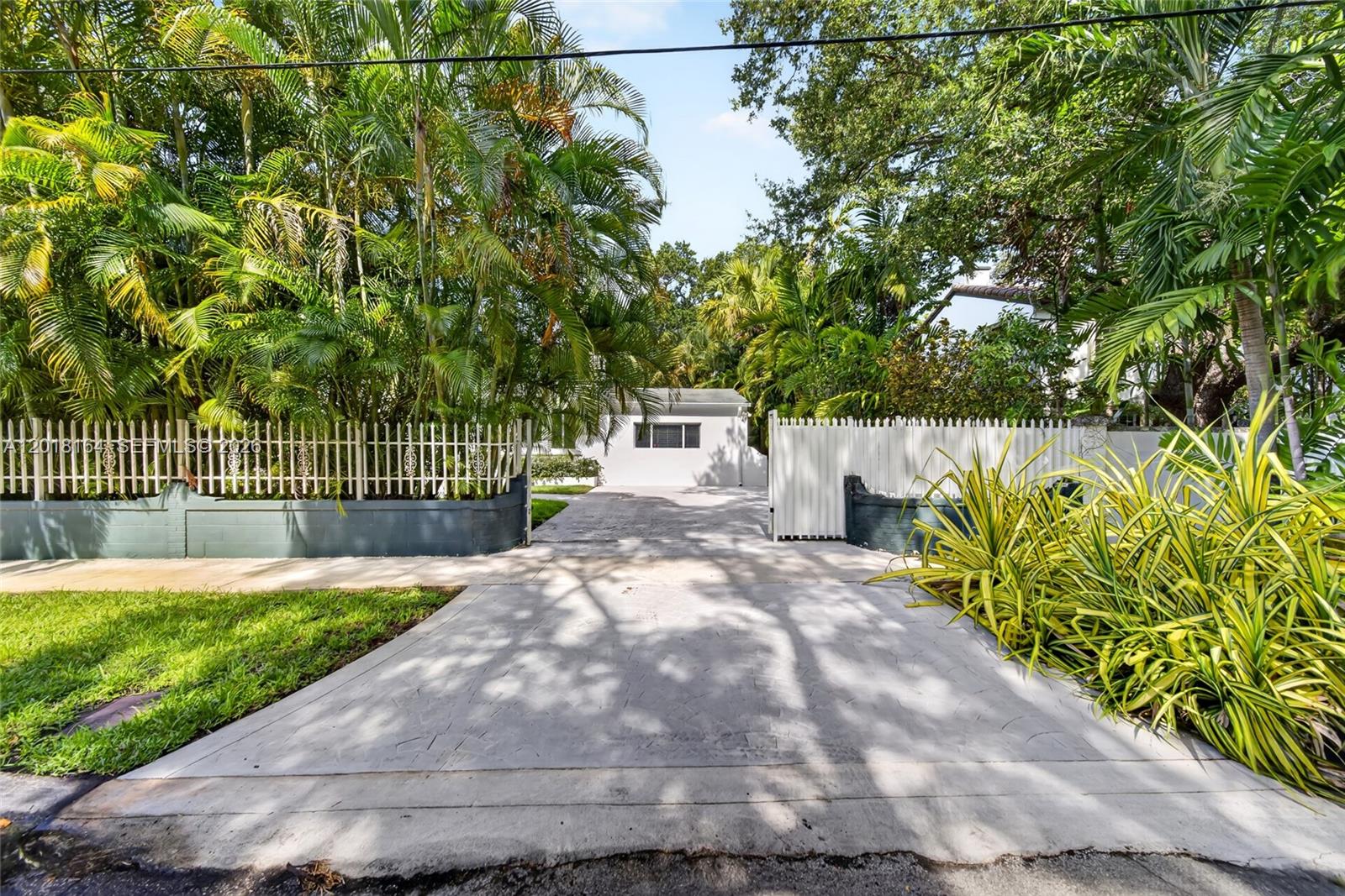 8250 NE 3rd Ct, Miami FL 33138