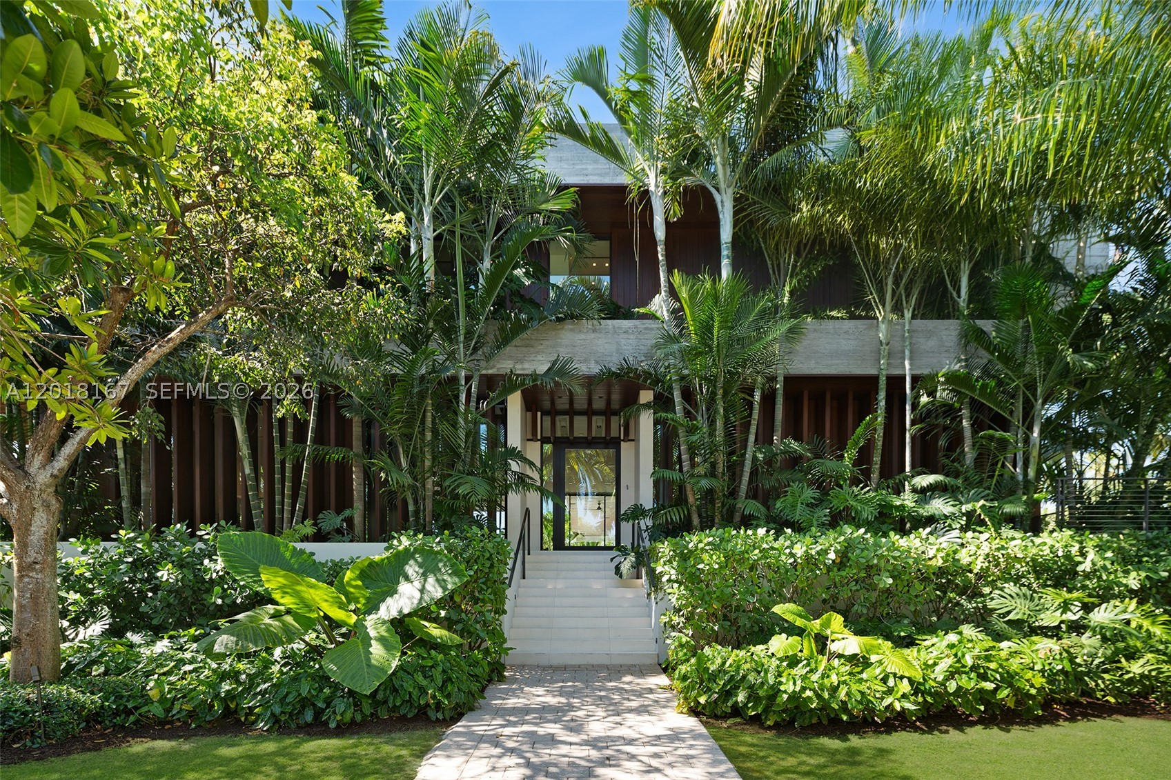 1420 W 23rd St, Miami Beach FL 33140