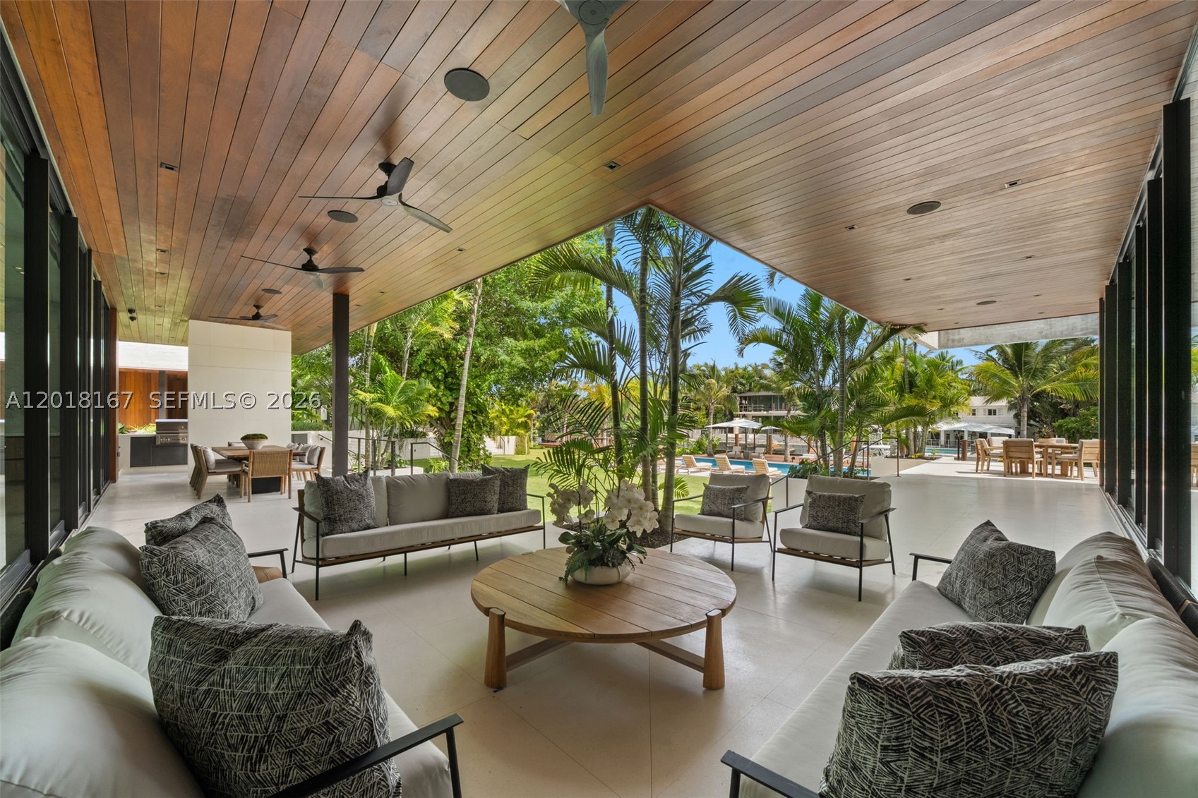 1420 W 23rd St, Miami Beach FL 33140