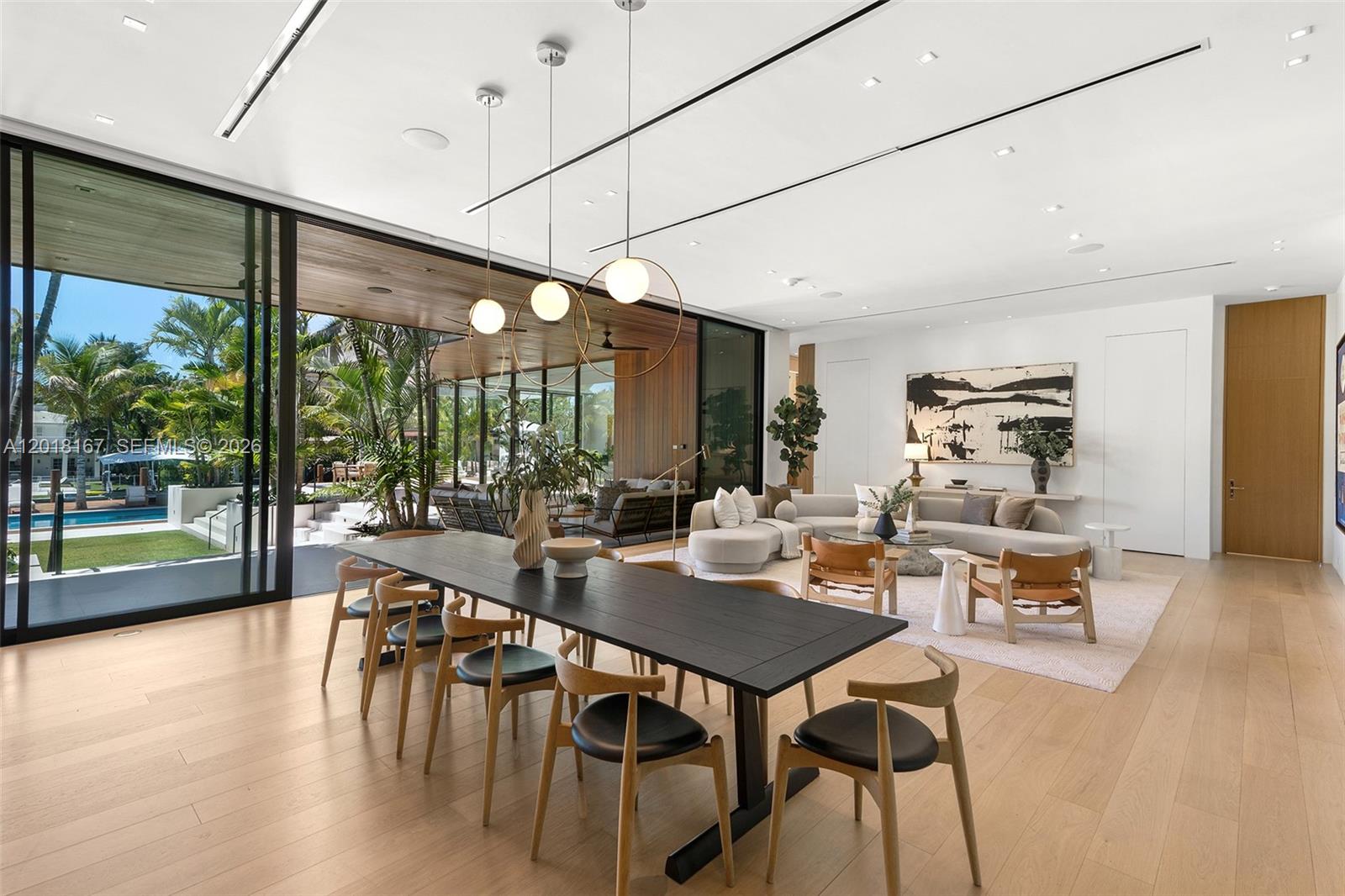 1420 W 23rd St, Miami Beach FL 33140