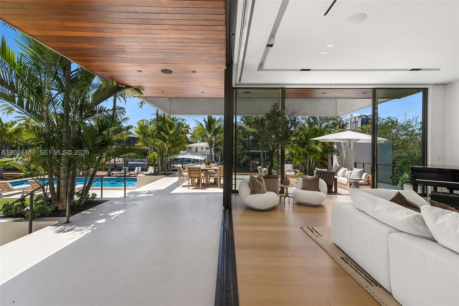 1420 W 23rd St, Miami Beach FL 33140
