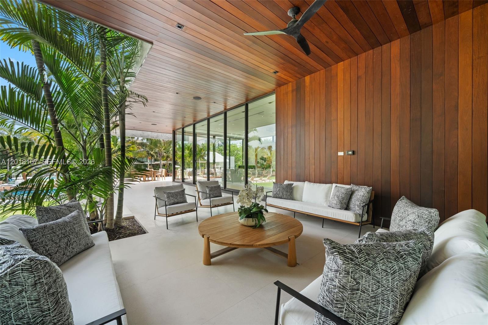 1420 W 23rd St, Miami Beach FL 33140