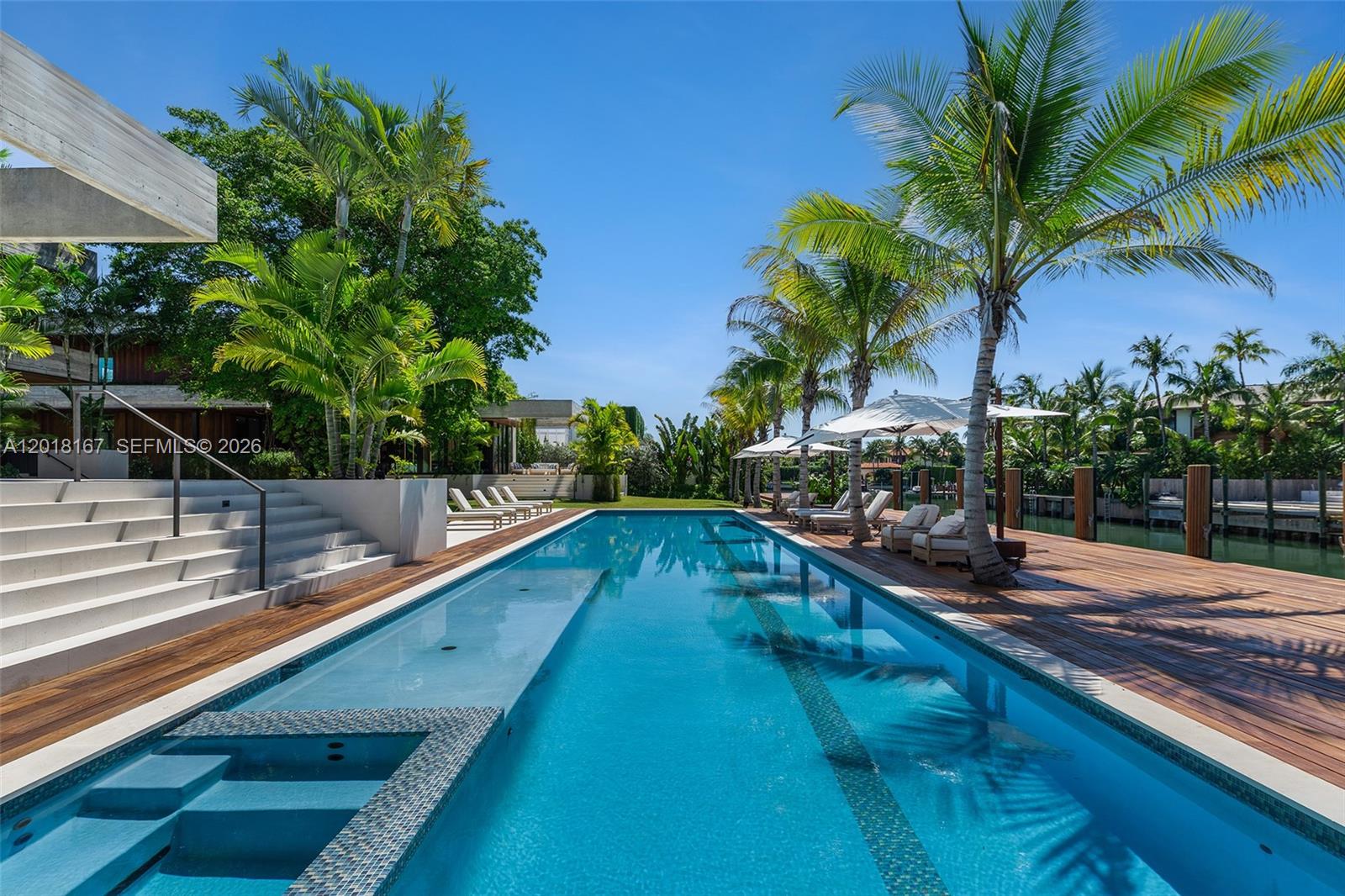 1420 W 23rd St, Miami Beach FL 33140