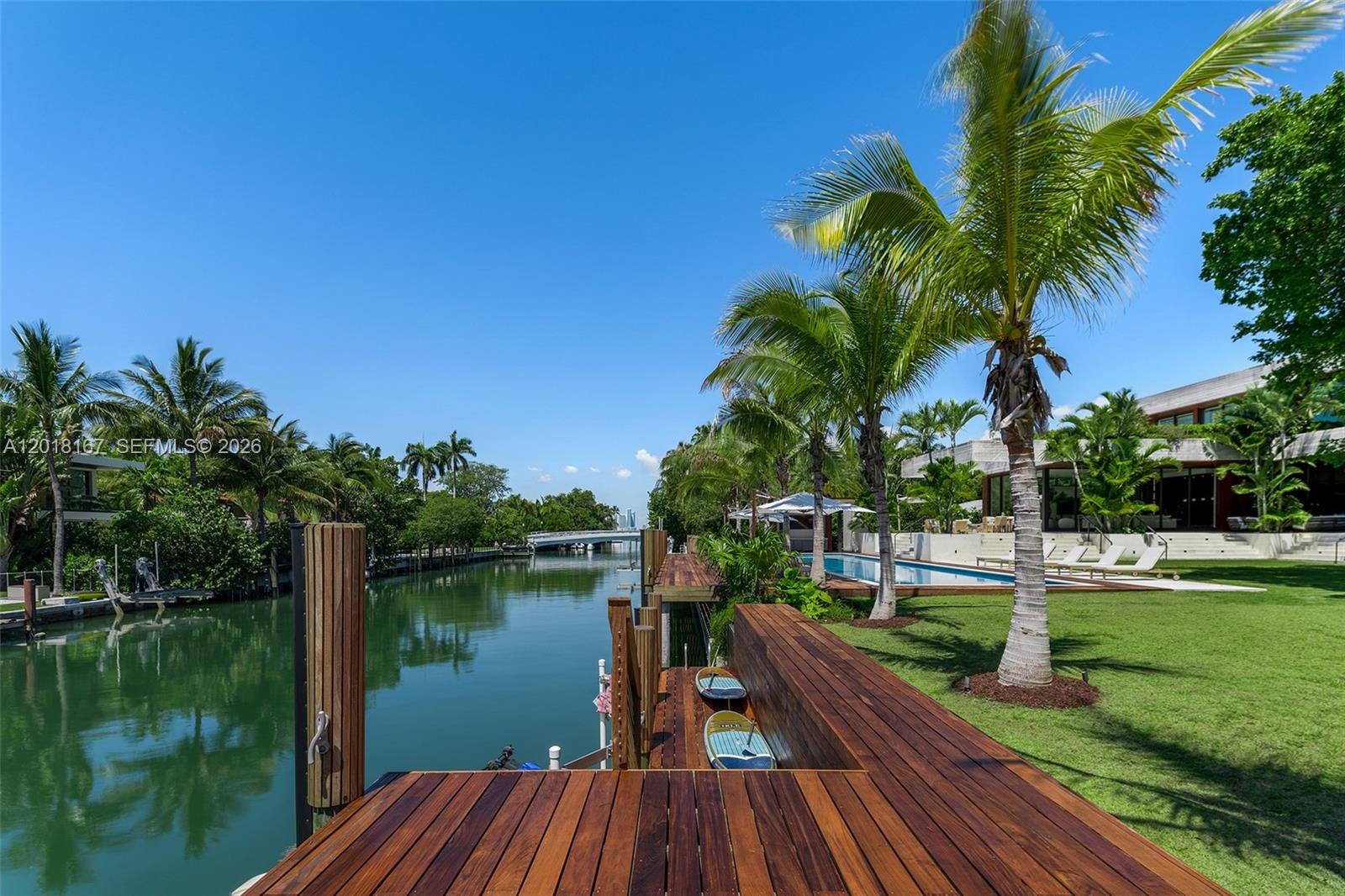 1420 W 23rd St, Miami Beach FL 33140