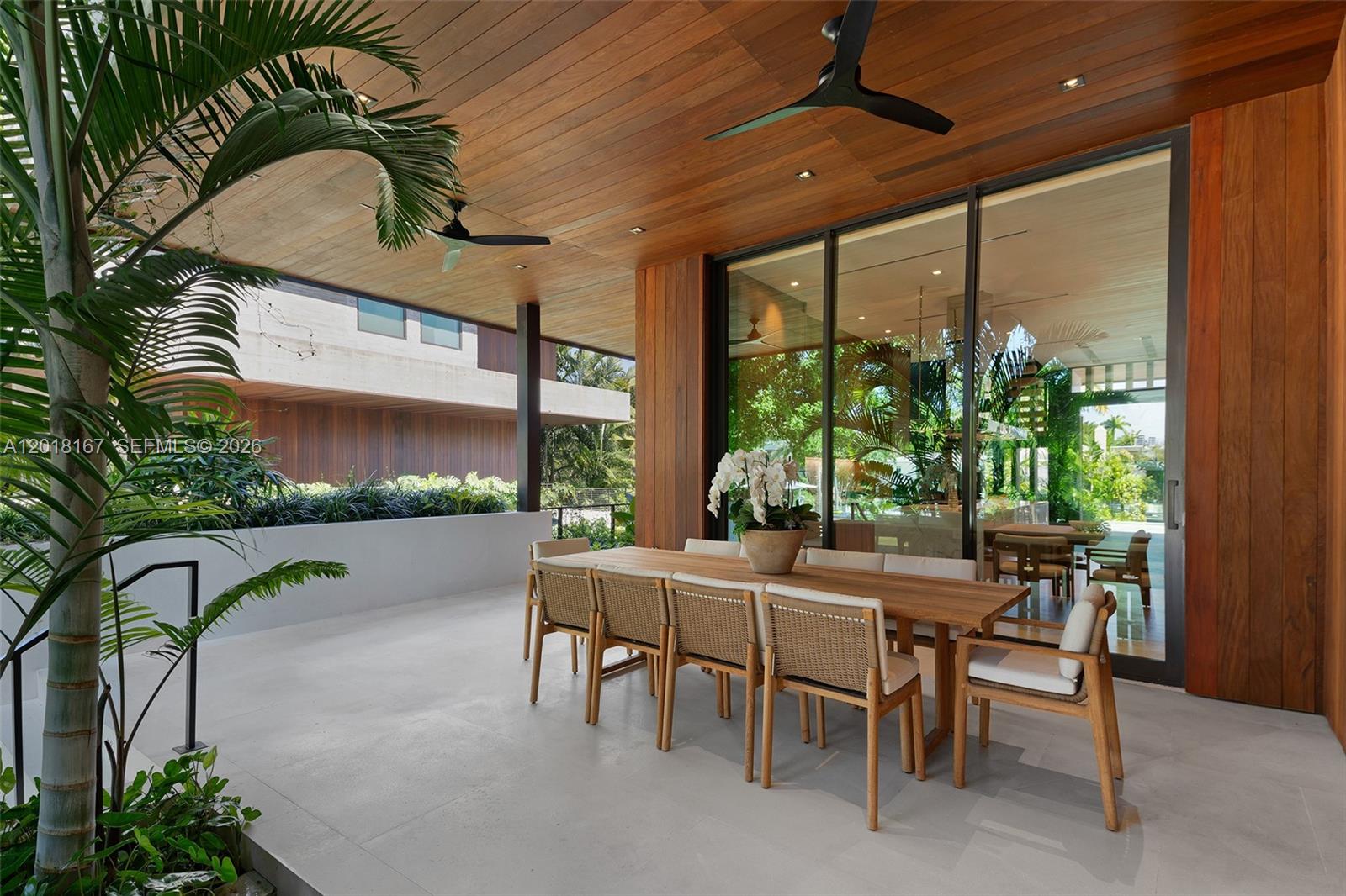 1420 W 23rd St, Miami Beach FL 33140