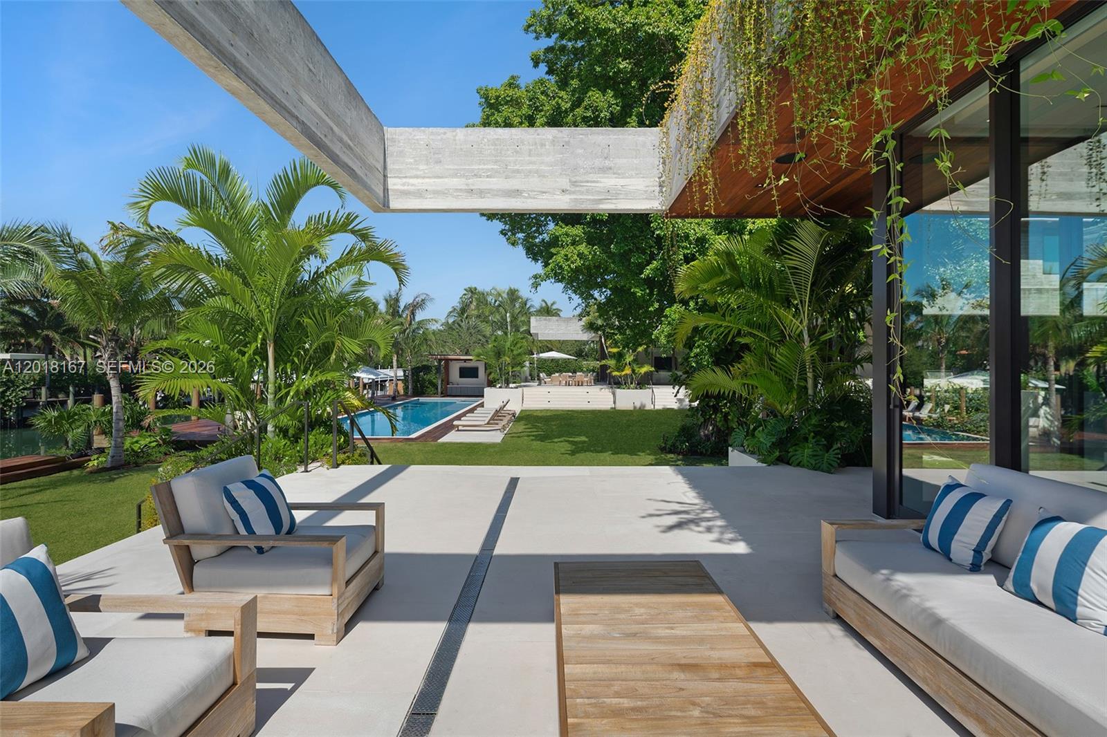 1420 W 23rd St, Miami Beach FL 33140