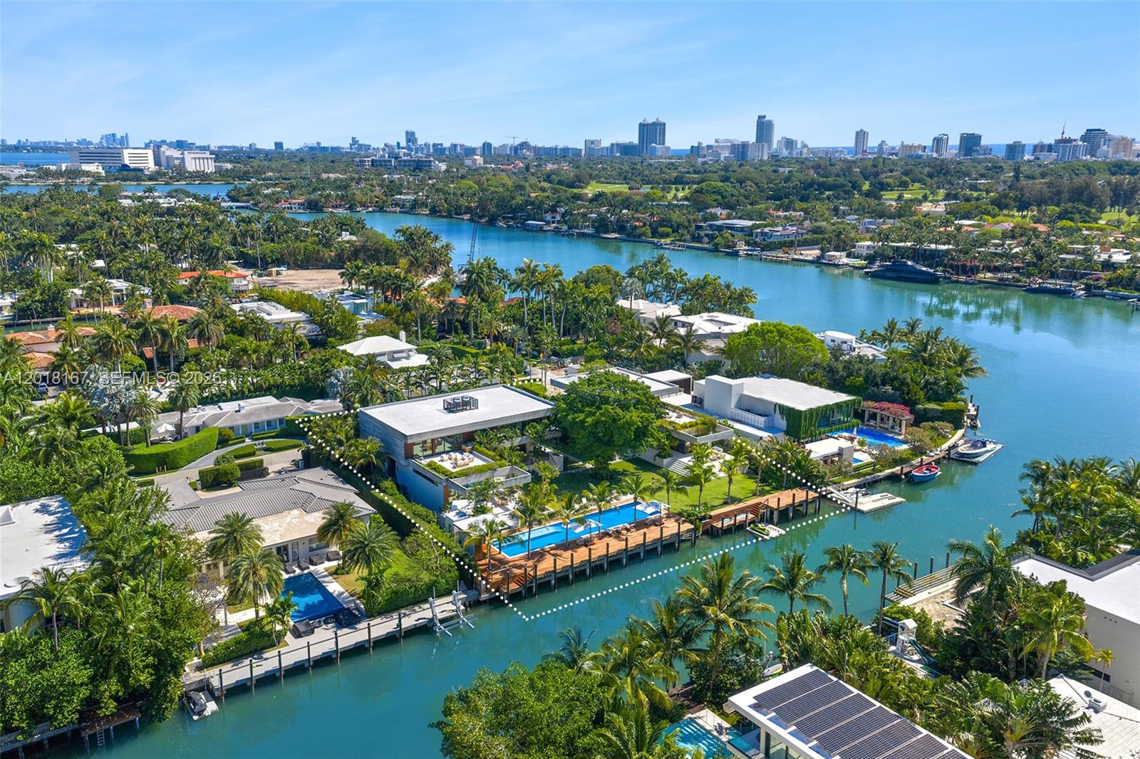 1420 W 23rd St, Miami Beach FL 33140