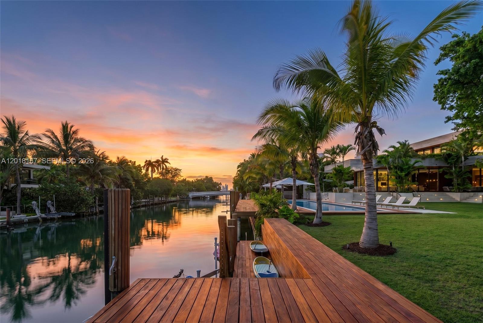 1420 W 23rd St, Miami Beach FL 33140
