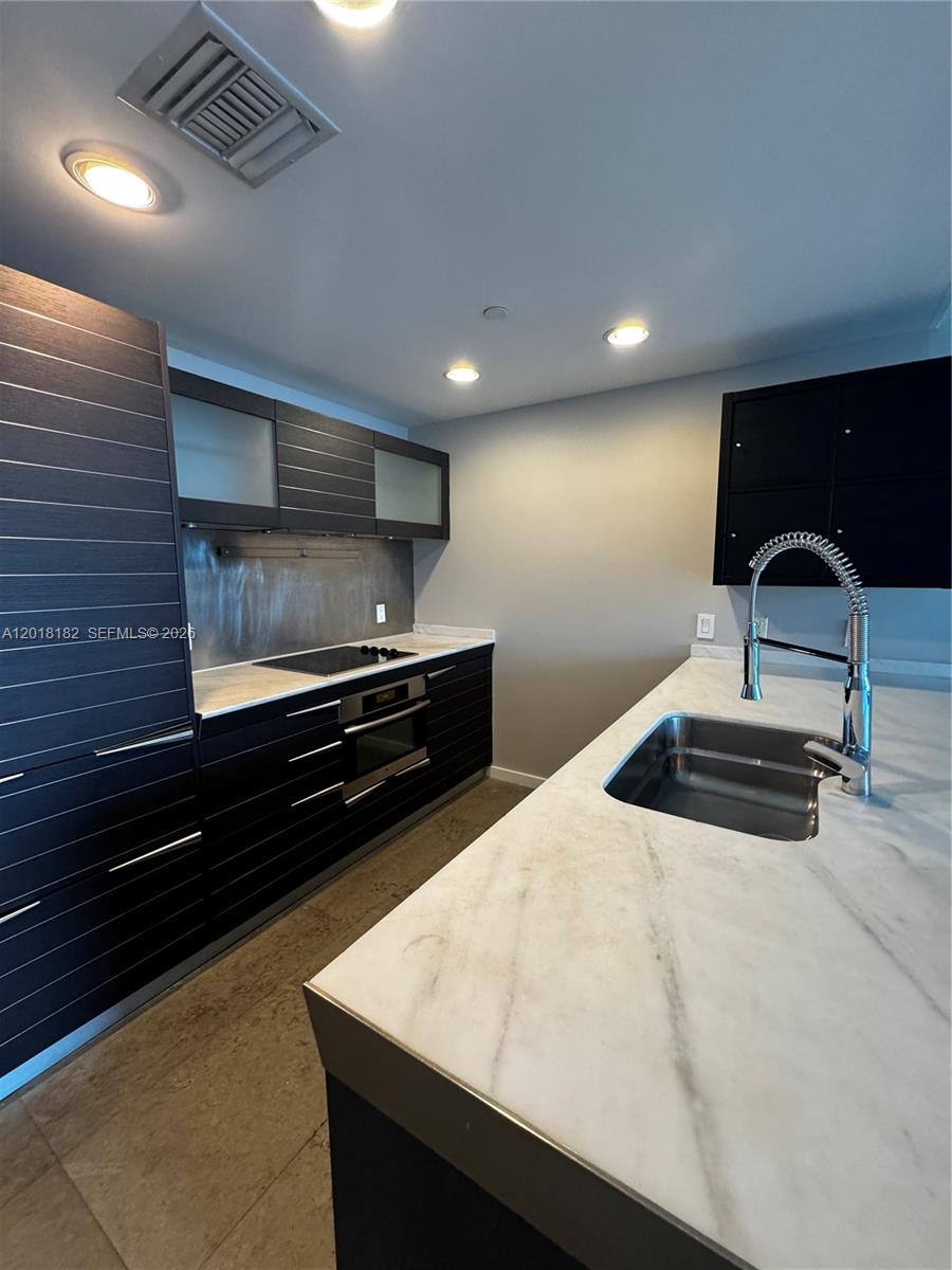 200 Biscayne Boulevard Way #3110, Miami FL 33131