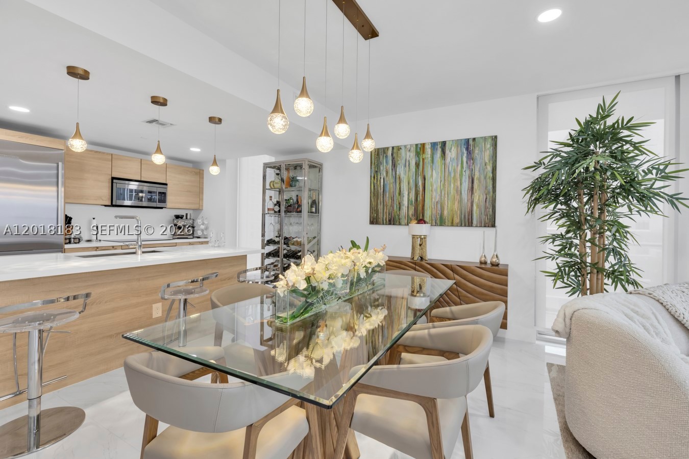 16385 Biscayne Blvd #2101, North Miami Beach FL 33160